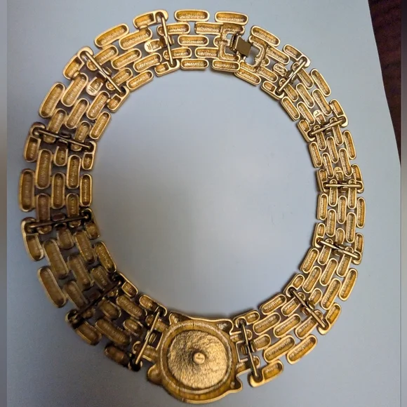 Vintage Givenchy Gold Tone Panther Link Choker Necklace w/ Pearl 18" - Picture 4 of 9